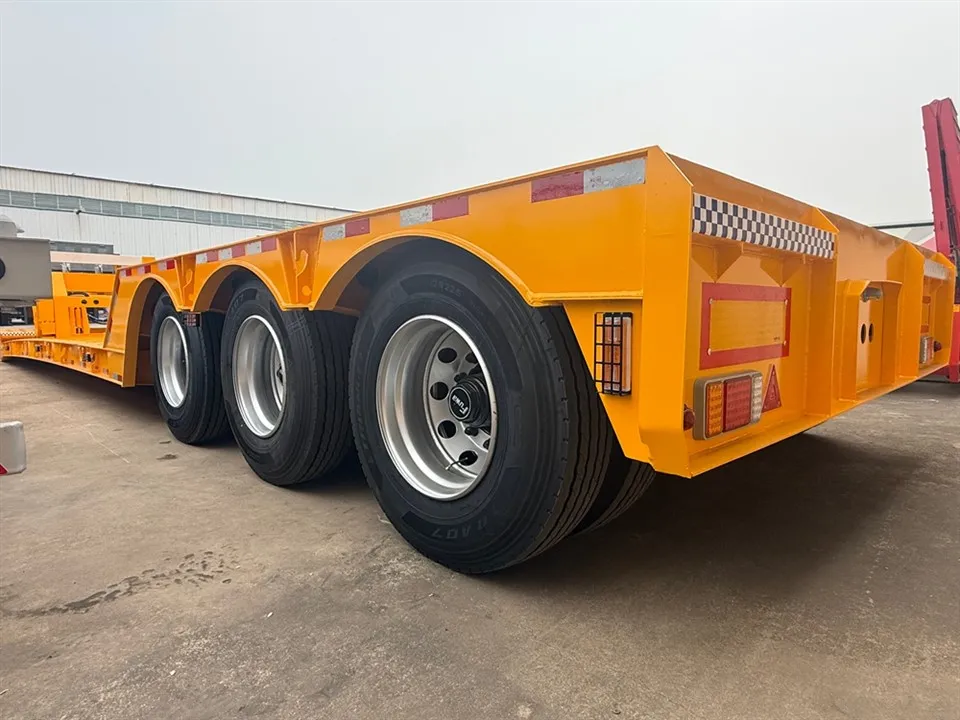 Heavy-Haul Low-Bed Semi-Trailer